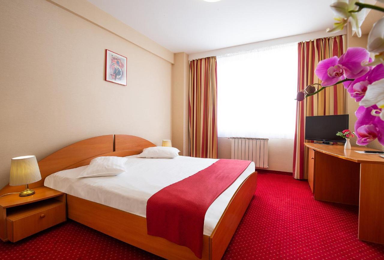 Hotel Dana Satu Mare Dış mekan fotoğraf