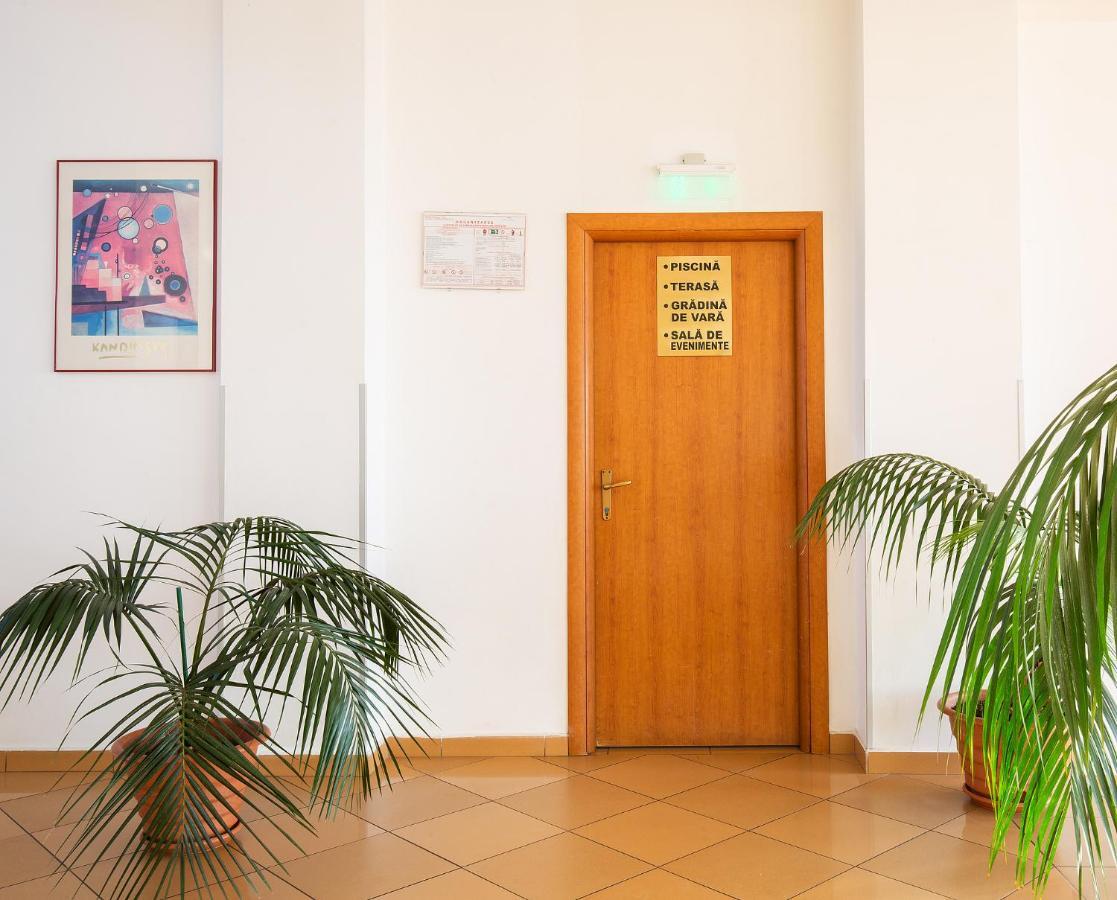 Hotel Dana Satu Mare Dış mekan fotoğraf