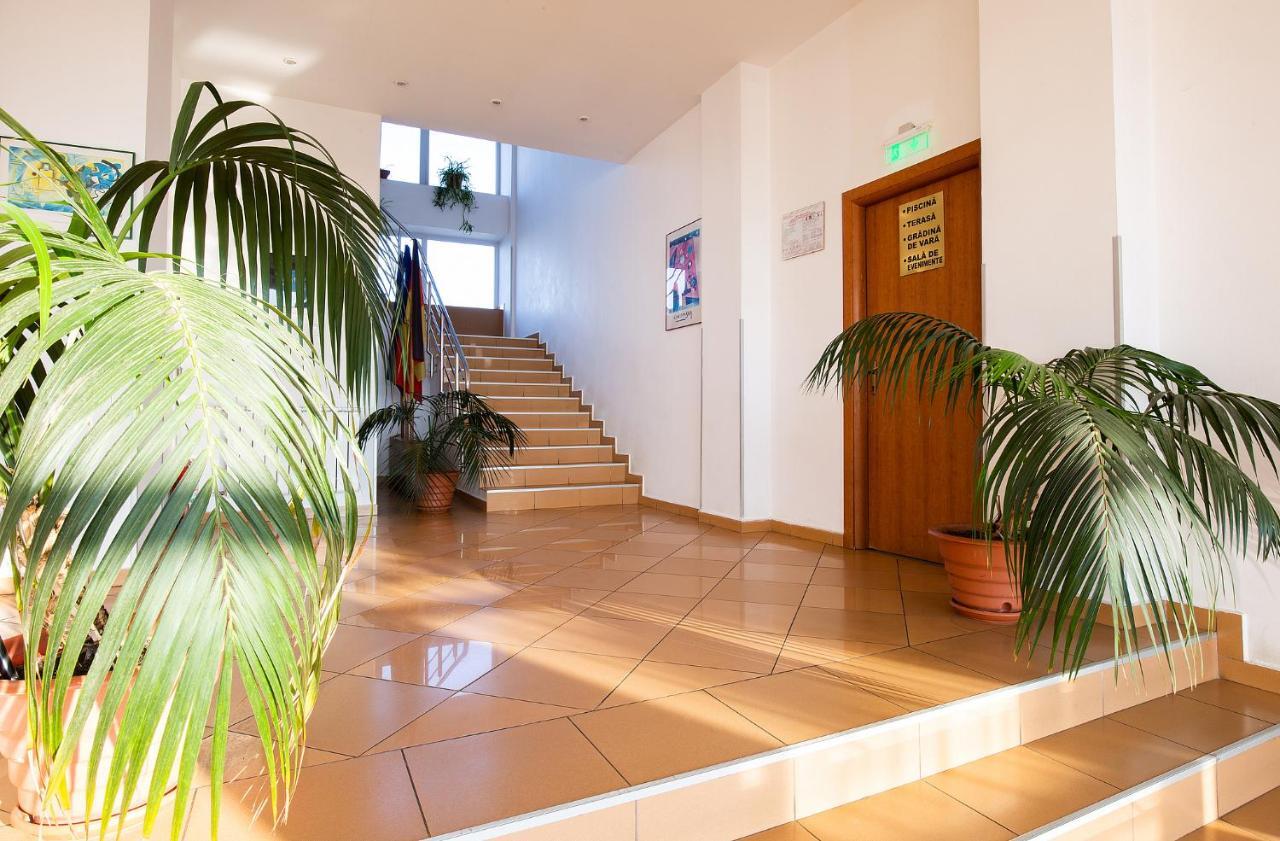 Hotel Dana Satu Mare Dış mekan fotoğraf